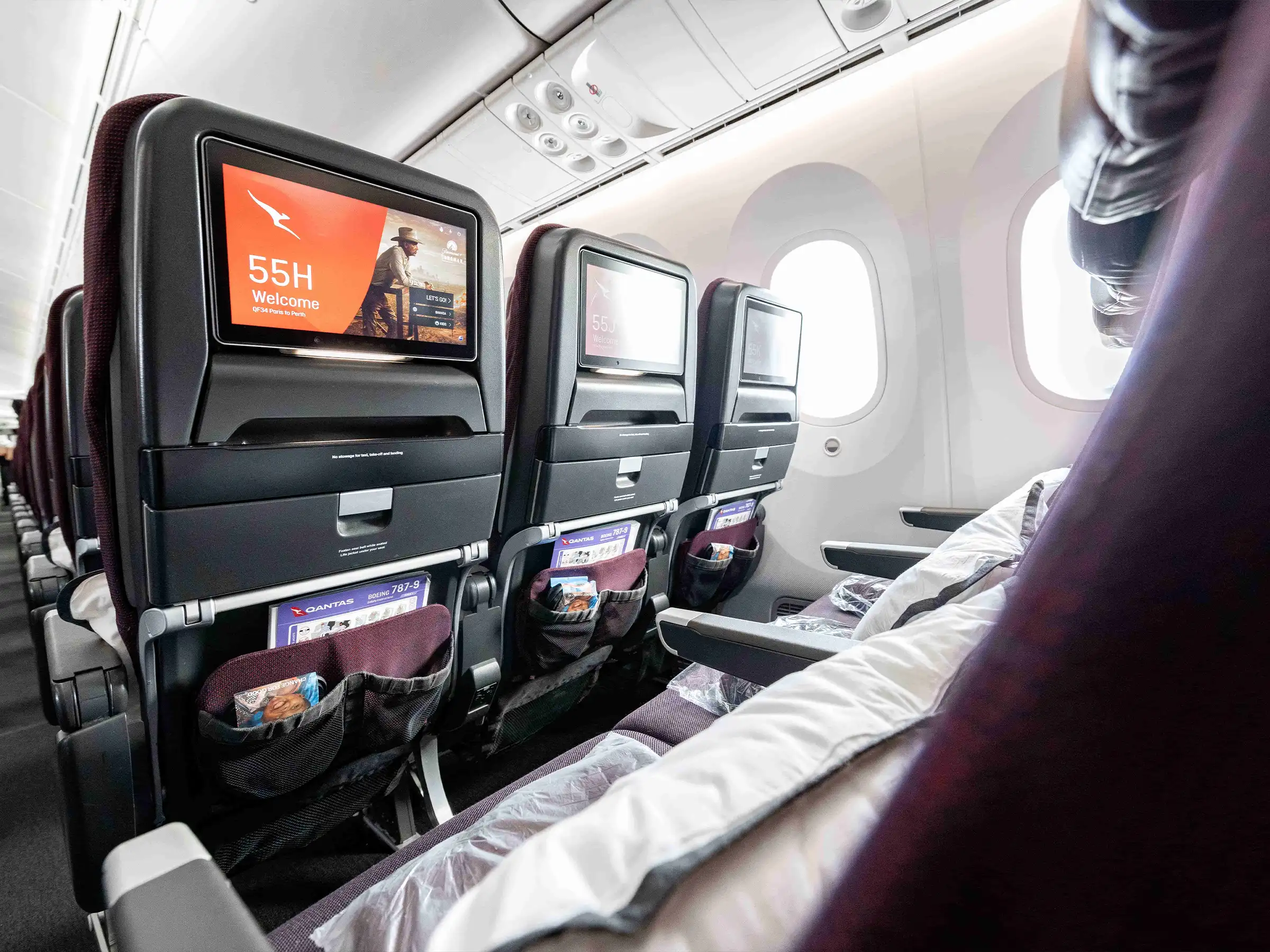 Qantas 8
